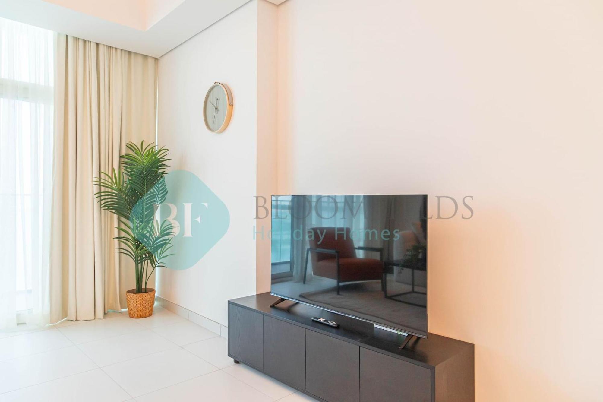 Bloomfields Modern 1br In Thalassa Front Apartment *