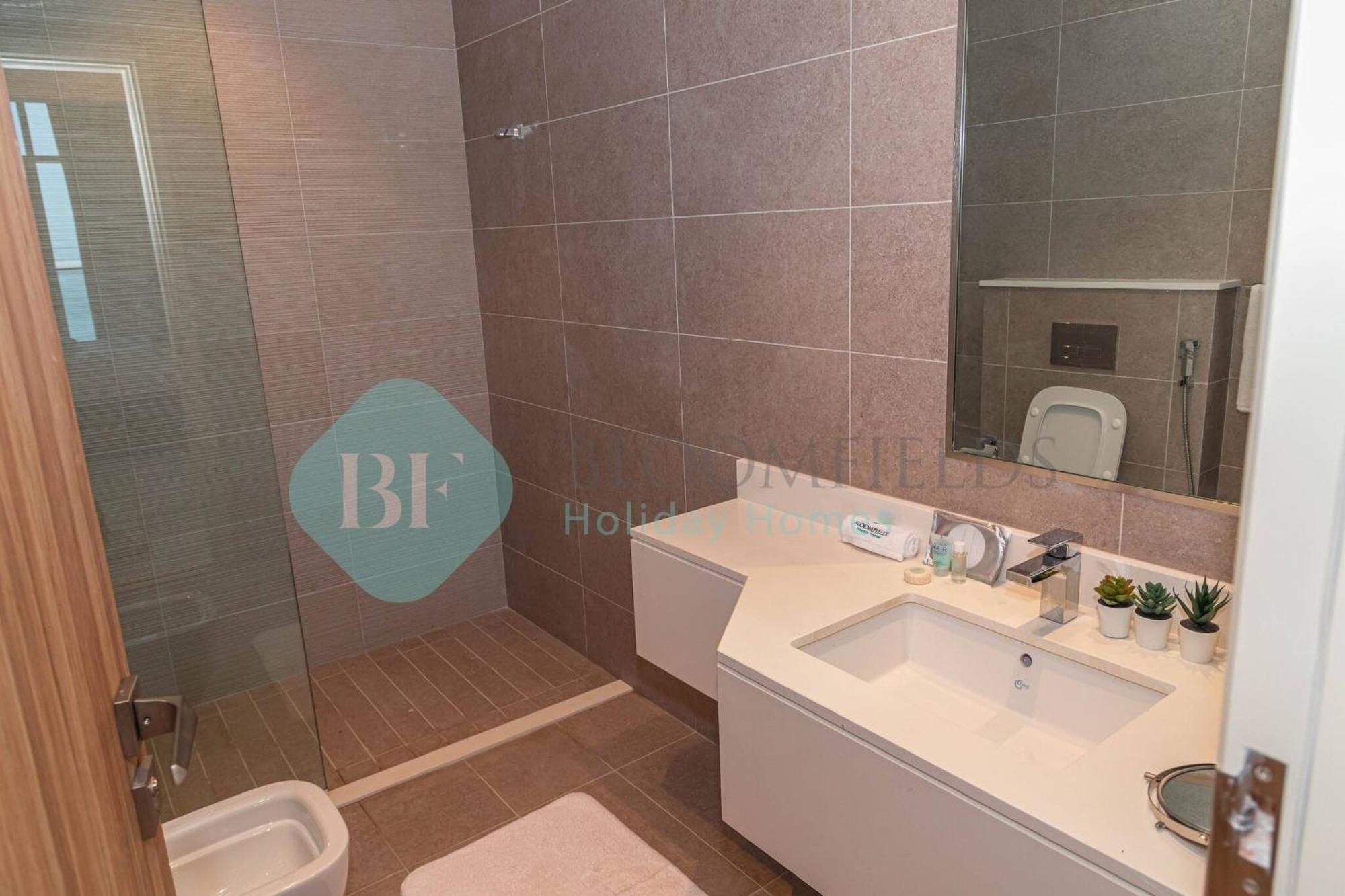 Bloomfields Modern 1br In Thalassa Front Abu Dhabi